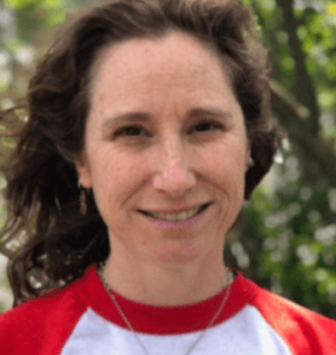 Shannon Raider Ginsburg smiling at the camera